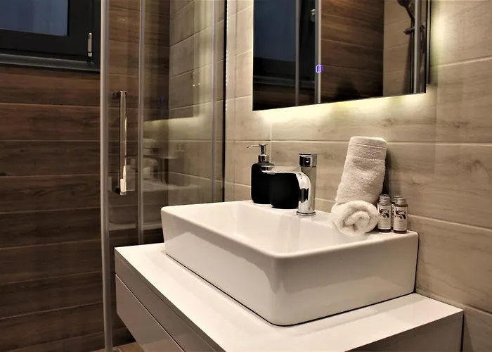 Apartment Khibra 3 *