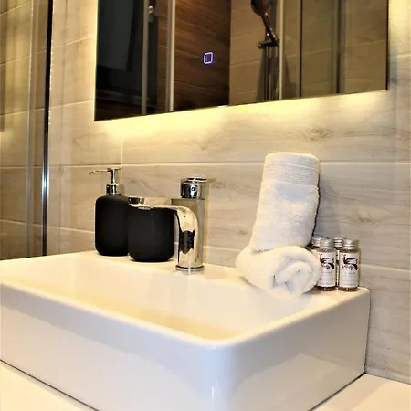 Khibra 3 * فولوس